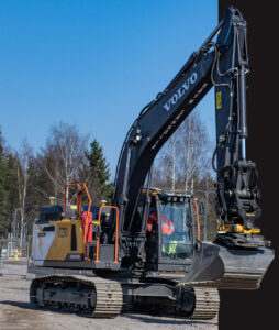 Volvo EC230 Electric -kaivinkone.